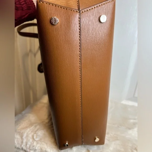 DKNY BRYANT MEDIUM TOTE - Picture 5 of 15